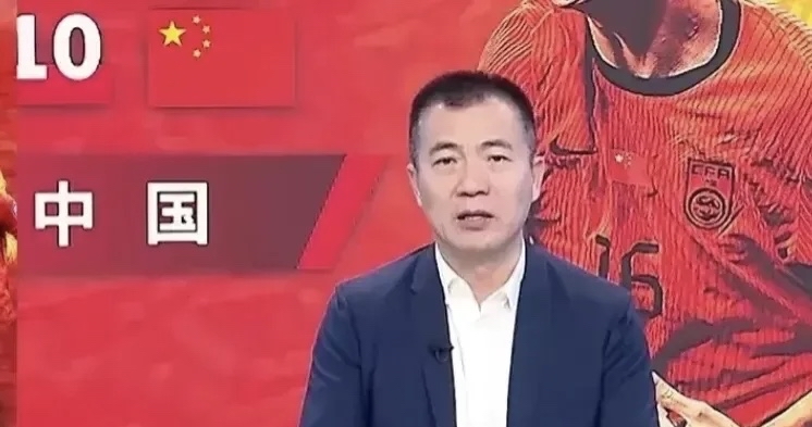 黄健翔：抓紧换帅不然世预赛要出事，不能再下跌了的简单介绍